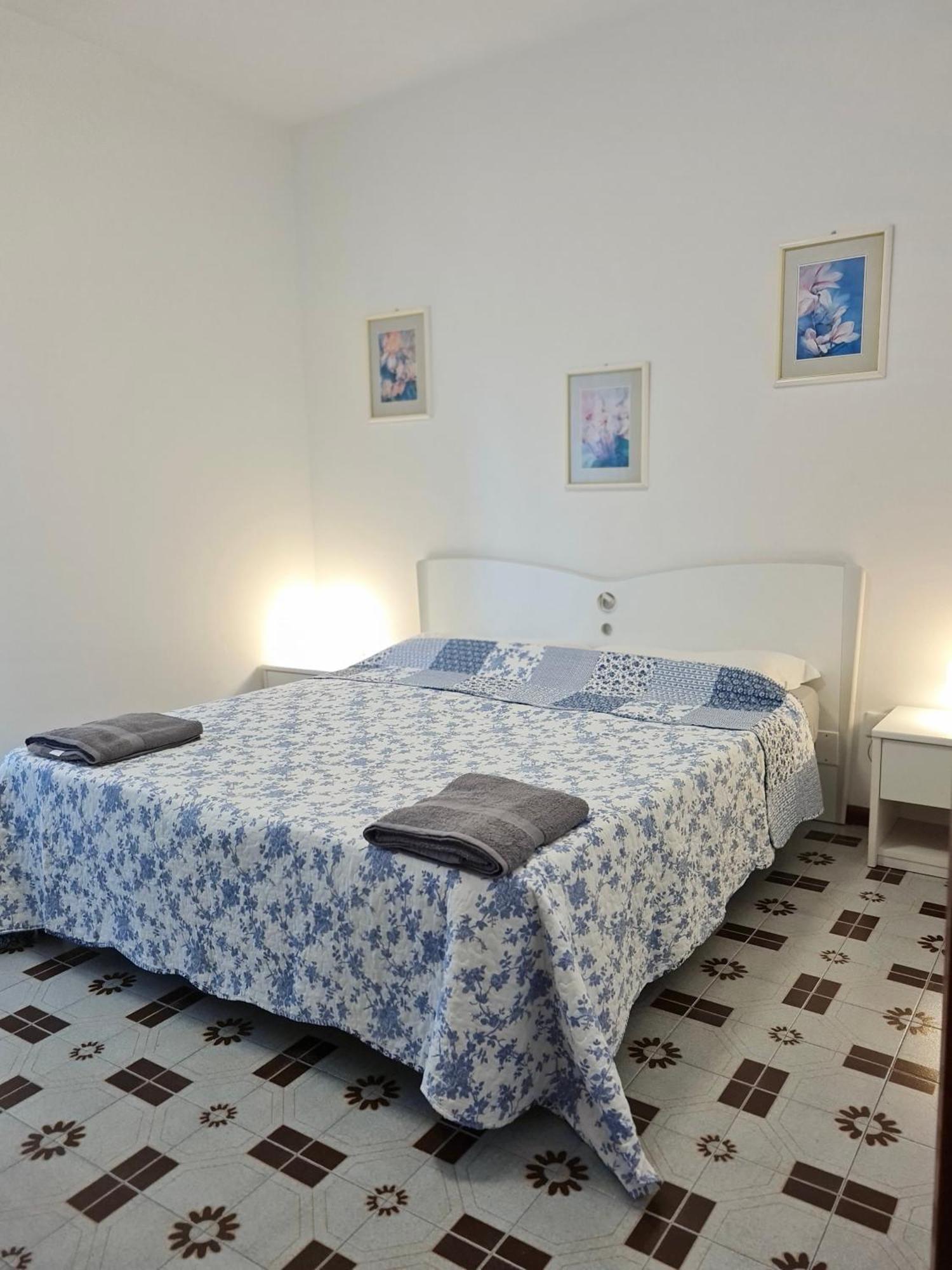 Condominio Mammole Линяно Сабиадоро Екстериор снимка